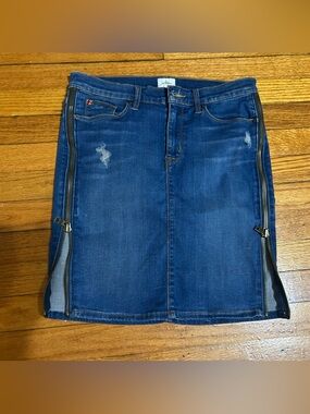 HUDSON High Rise Stretch Skirt With Side ZIPPERS sz 29 Y2K